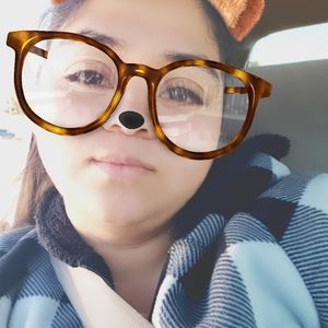 Meet your Posher, Tina